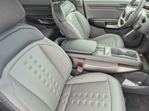 New 2026 Kia EV9 Wind image 15