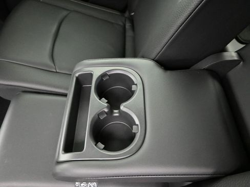 Used 2023 Nissan Pathfinder SL w/ Lighting Package (N92) image 20