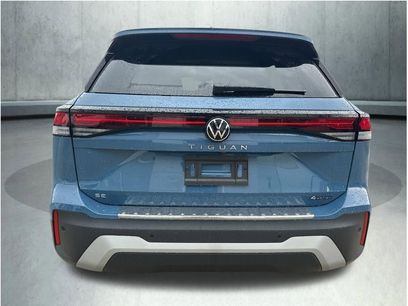 New 2026 Volkswagen Tiguan SE