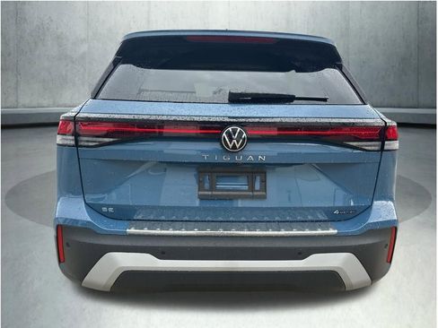 New 2026 Volkswagen Tiguan SE AWD/4WD image 4