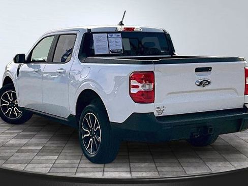 Certified 2024 Ford Maverick Lariat image 2