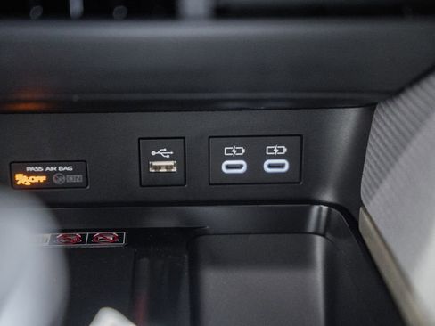 New 2026 Toyota Camry SE FWD image 21