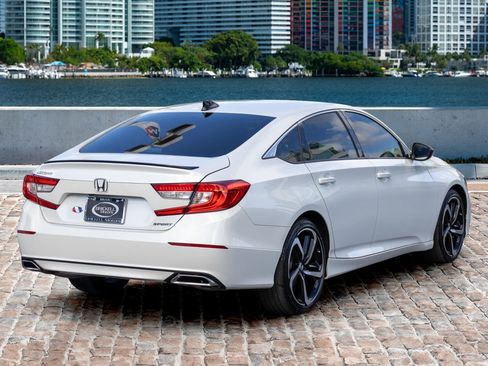 Used 2022 Honda Accord Sport image 5