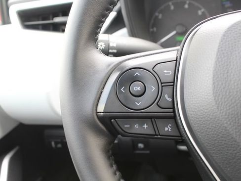 Certified 2025 Toyota Corolla SE FWD image 41