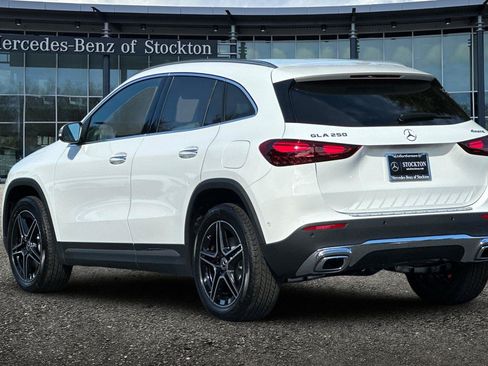 New 2026 Mercedes-Benz GLA 250 4MATIC image 6