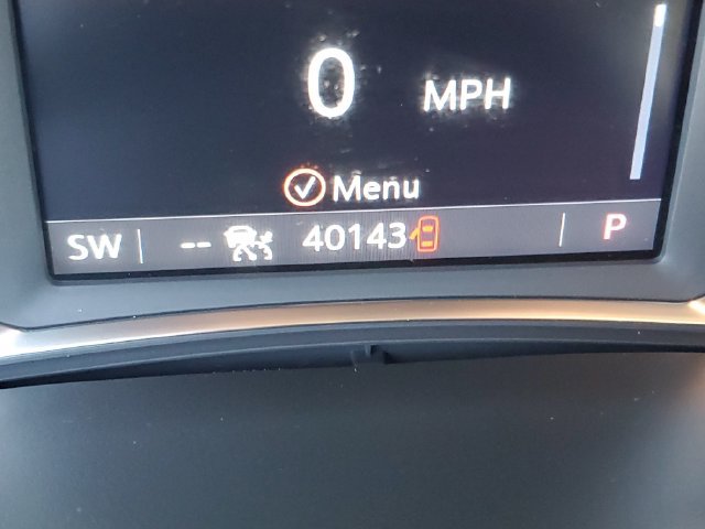 Used 2023 Chevrolet Traverse RS AWD/4WD image 38
