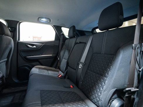 Used 2020 Chevrolet Blazer LT image 36