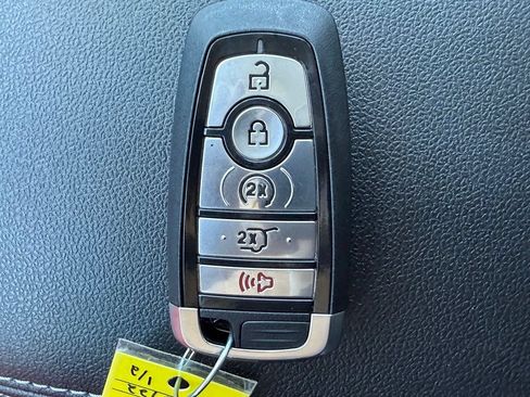 Used 2023 Ford Escape Active AWD/4WD image 30