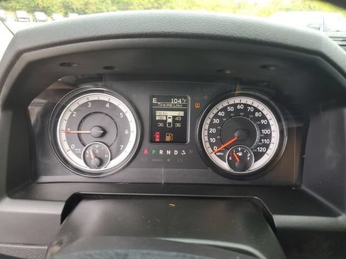 Used 2022 RAM 1500 Tradesman w/ Chrome Appearance Group AWD/4WD image 15