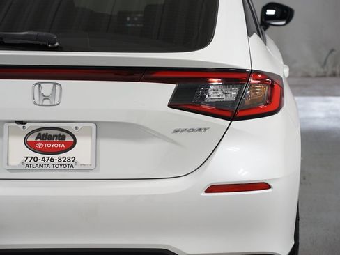 Used 2025 Honda Civic Sport image 10