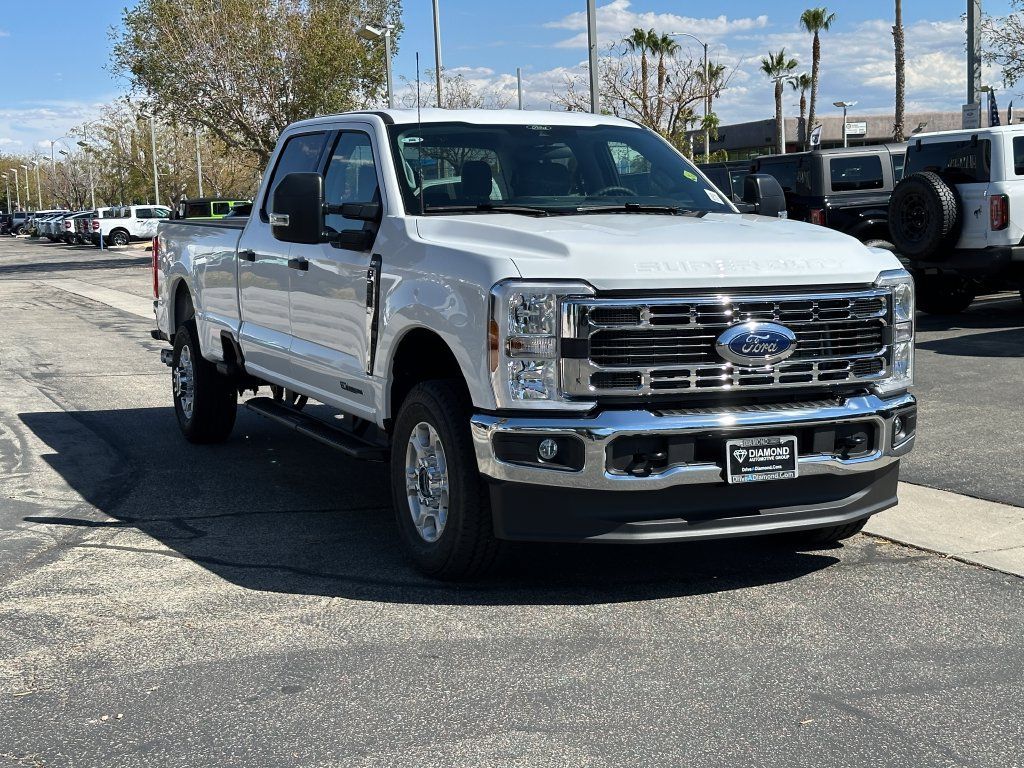 New 2026 Ford F350 XLT w/ FX4 Off-Road Package AWD/4WD image 10