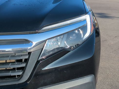 Used 2018 Honda Ridgeline RTL-T image 12