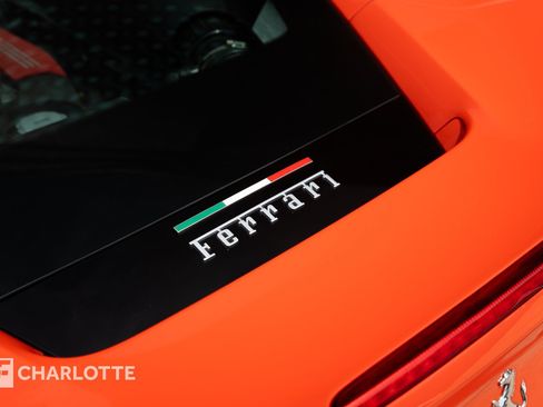 Used 2016 Ferrari 488 GTB RWD image 18