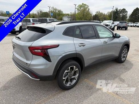 New 2026 Chevrolet Trax LT w/ LT Convenience Package FWD image 7