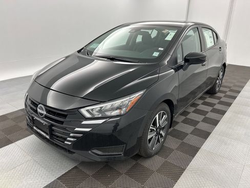 New 2025 Nissan Versa SV w/ Trunk Package image 1