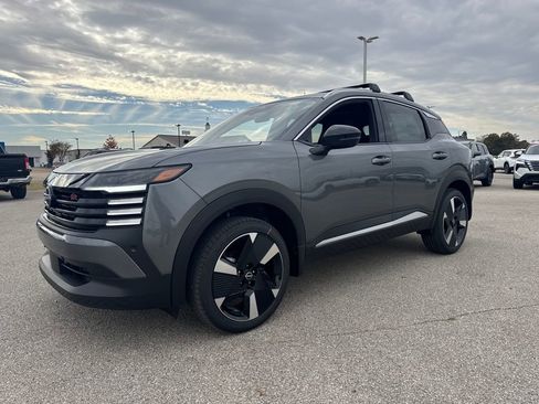 New 2026 Nissan Kicks SR w/ SR Premium Package image 1