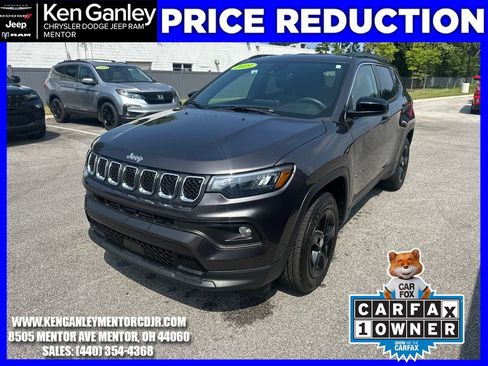 Used 2023 Jeep Compass Latitude w/ Convenience Group AWD/4WD image 3