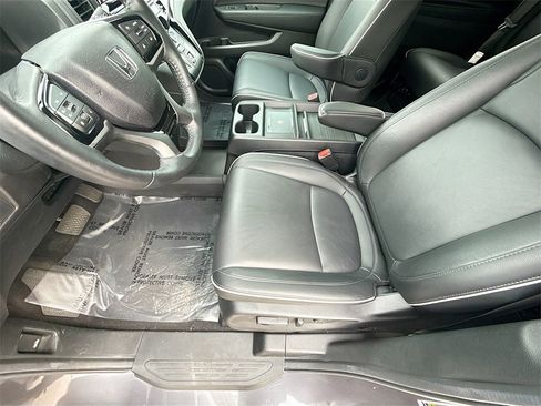 Used 2025 Honda Odyssey Touring image 19