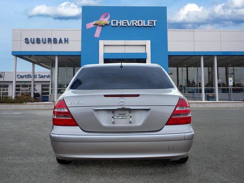 Used 2006 Mercedes-Benz E 350 Sedan w/ Premium Pkg image 6