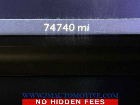 Used 2022 Chevrolet Silverado 2500 LT w/ Convenience Package image 21