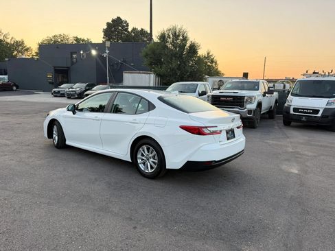 Used 2025 Toyota Camry LE FWD image 4
