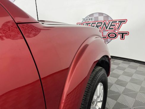 Used 2018 Nissan Frontier SV image 28
