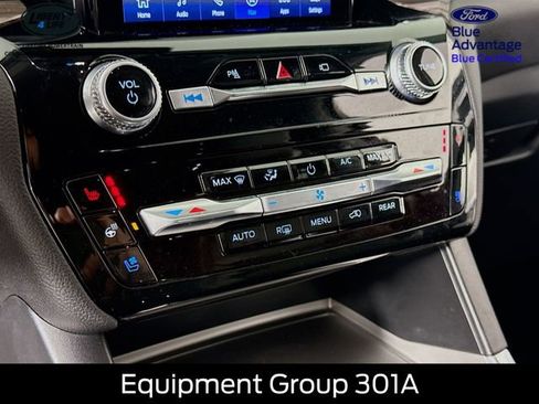 Certified 2023 Ford Explorer Limited w/ Limited Technology Package image 16
