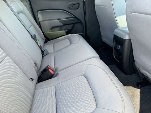 Used 2020 Chevrolet Colorado W/T image 13