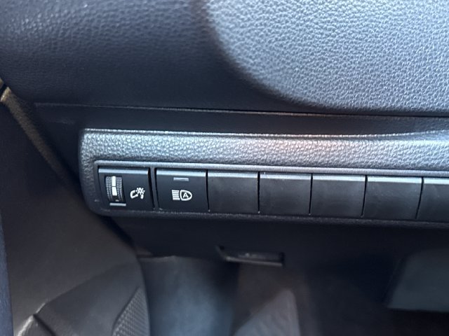 Certified 2025 Toyota Corolla SE w/ Convenience Package FWD image 34