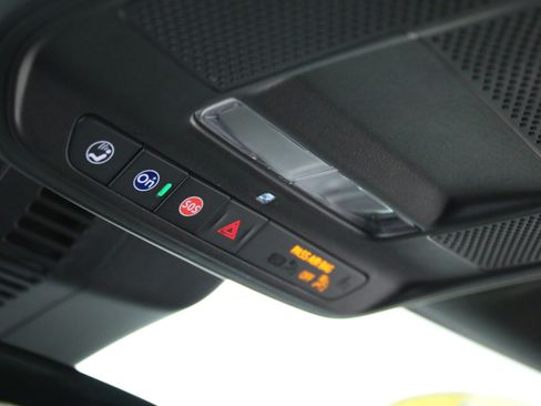 Used 2024 Chevrolet Traverse LT w/ LPO, Floor Liner Package FWD image 19