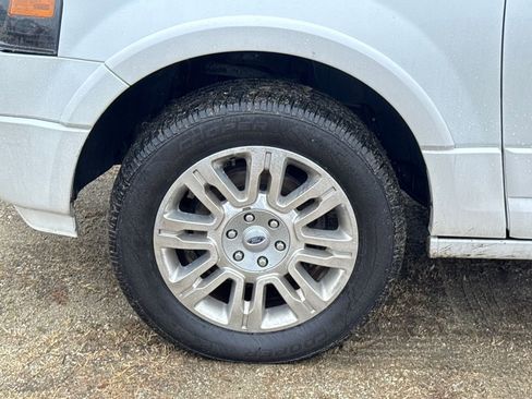 Used 2014 Ford Expedition EL Limited w/ Equipment Group 301A image 16