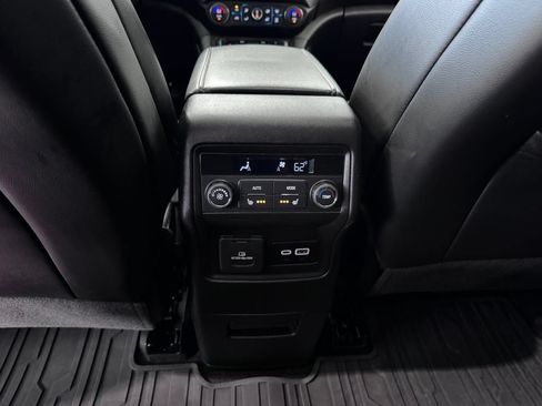 Certified 2023 GMC Acadia AT4 w/ Preferred Package AWD/4WD image 29