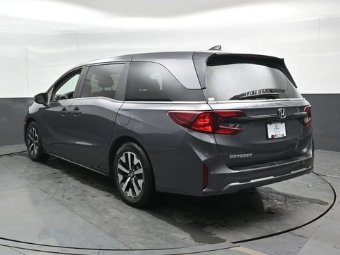 Used 2025 Honda Odyssey EX-L image 8