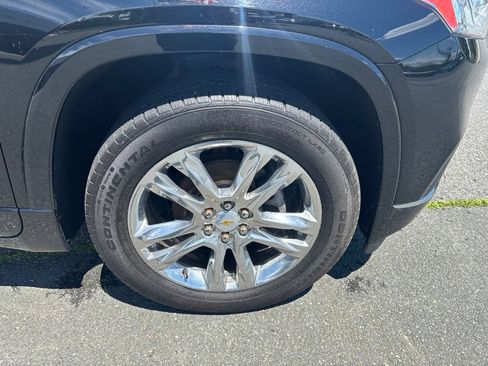 Used 2018 Chevrolet Traverse High Country AWD/4WD image 9