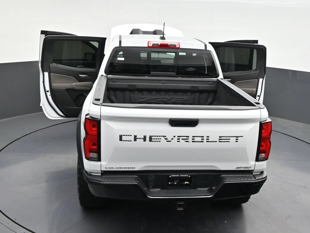 Used 2024 Chevrolet Colorado ZR2 AWD/4WD image 40
