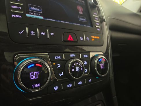 Used 2017 Buick Enclave Premium w/ Experience Buick Package image 29