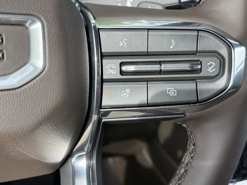 New 2026 GMC Yukon XL Elevation w/ LPO, Illumination Package image 36