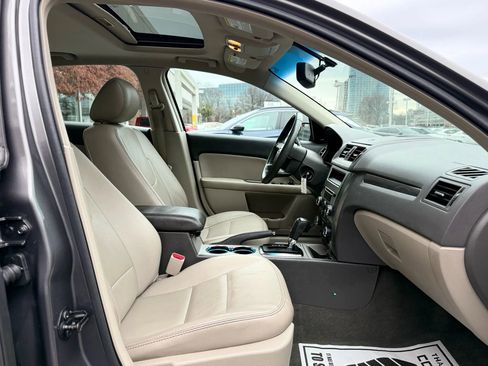 Used 2012 Ford Fusion SEL image 32