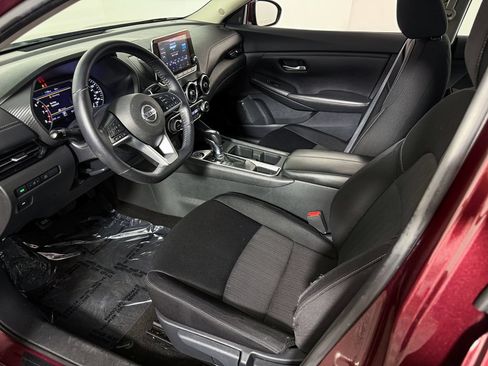 Certified 2020 Nissan Sentra SV FWD image 14