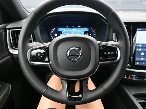 Used 2024 Volvo S60 B5 Plus w/ Climate Package FWD image 24