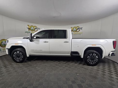 Used 2024 GMC Sierra 2500 Denali Ultimate image 6