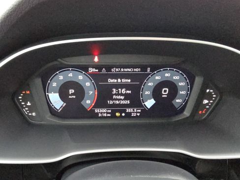 Used 2022 Audi Q3 2.0T Premium image 22