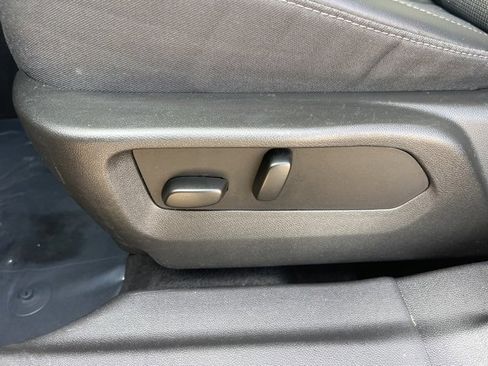 Used 2023 Buick Envision Preferred image 16