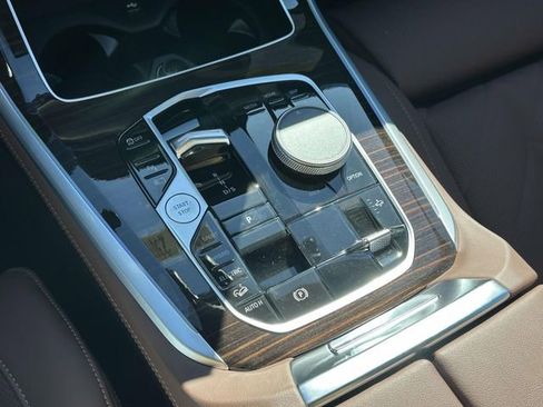 New 2026 BMW X5 xDrive50e w/ M Sport Package image 17