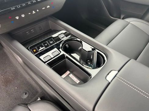 New 2025 Nissan Murano SV image 22