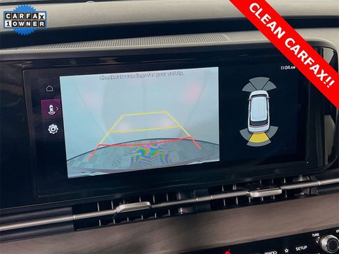 Certified 2023 Kia Carnival EX image 15