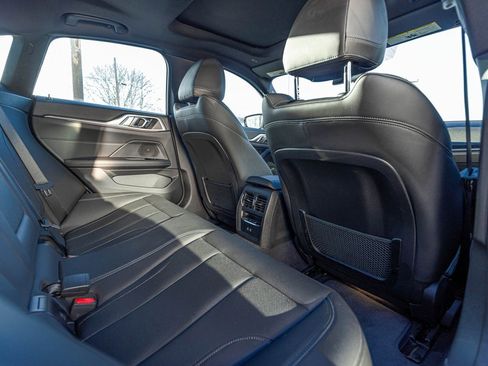 Used 2024 BMW i4 xDrive40i image 30