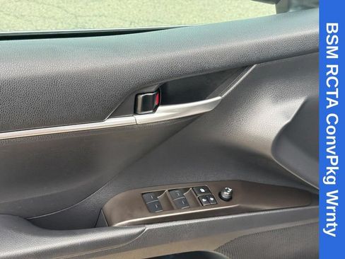 Used 2024 Toyota Camry SE w/ Convenience Package FWD image 17