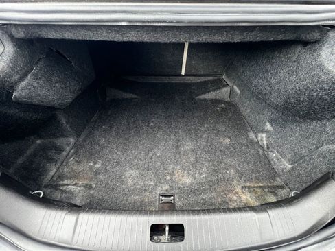 Used 2012 Buick LaCrosse Premium image 11