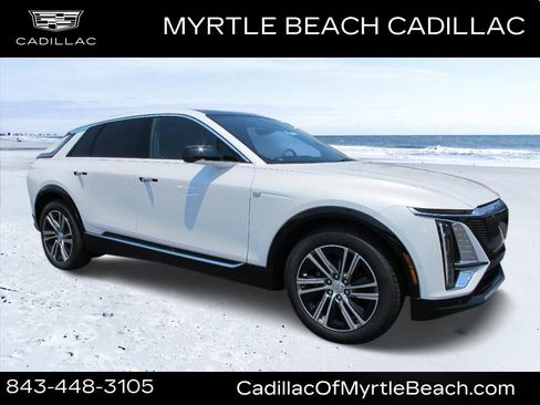 New 2025 Cadillac Lyriq Luxury image 1